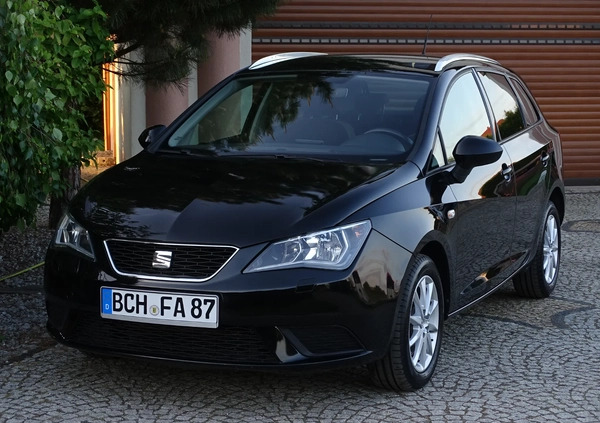 Seat Ibiza cena 29500 przebieg: 229600, rok produkcji 2016 z Mikołajki małe 704